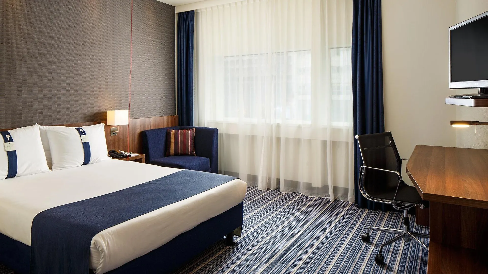 Holiday Inn Express Rotterdam - Central Station, An Ihg Hotel