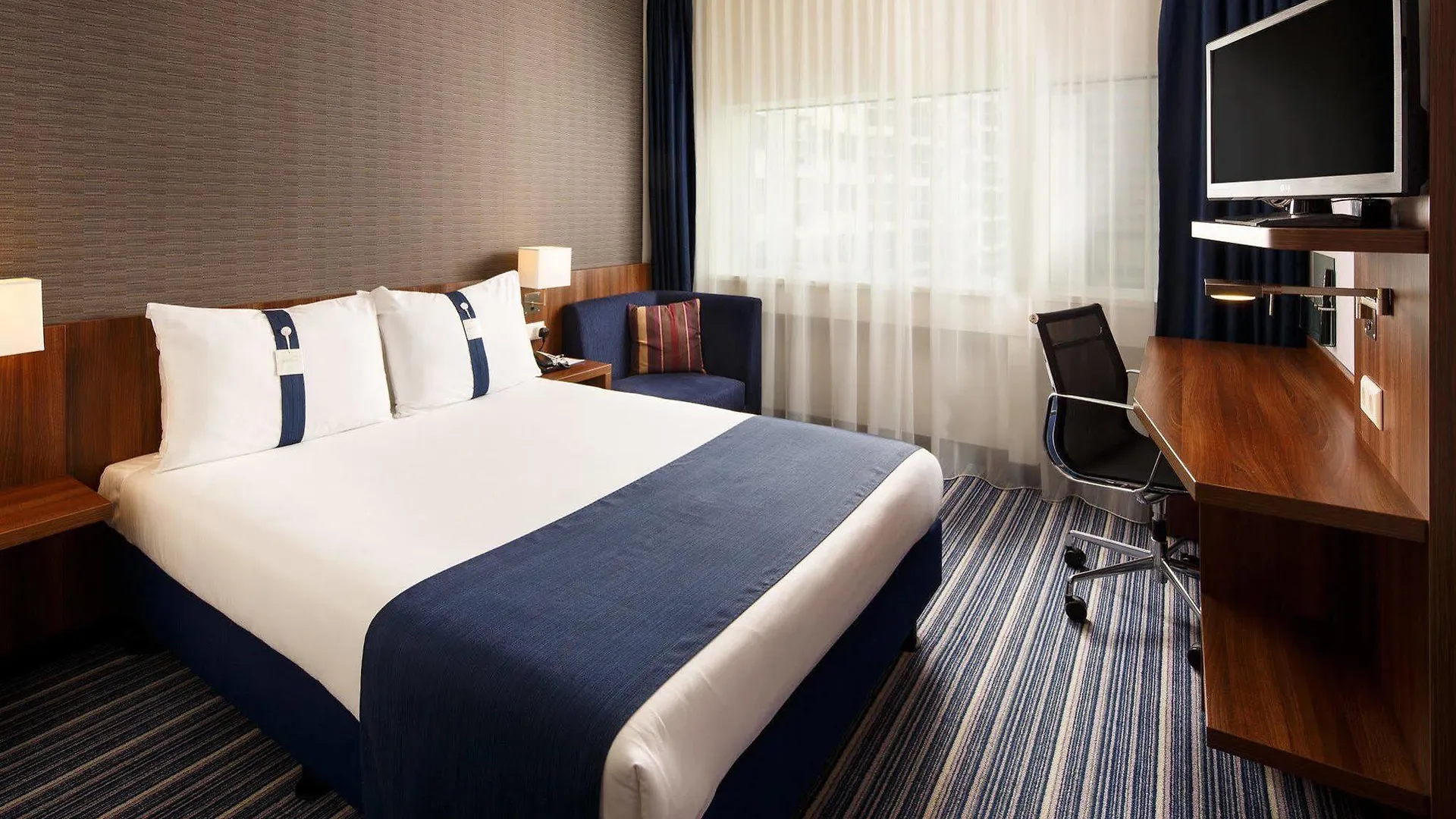 Holiday Inn Express Rotterdam - Central Station, An Ihg Hotel