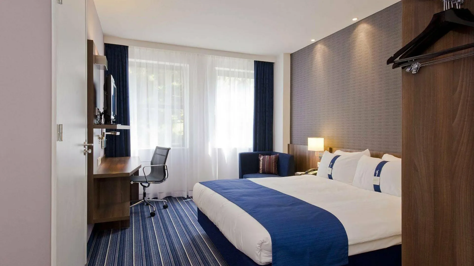 Holiday Inn Express Rotterdam - Central Station, An Ihg Hotel